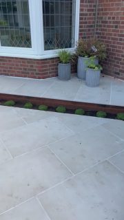 Building a two tiered porcelain patio in Kingston upon Thames to spec for @brightgreengarden … the process…
.
.
.
#porcelain #porcelainpatio #gardendesign #kingston #kingstonuponthames #landscaping #landscaper