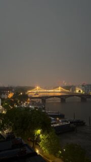Storm over Chelsea, London this morning at 4am. At least it watered the plants and gardens.
.
.
.
#storm #london #chelsea